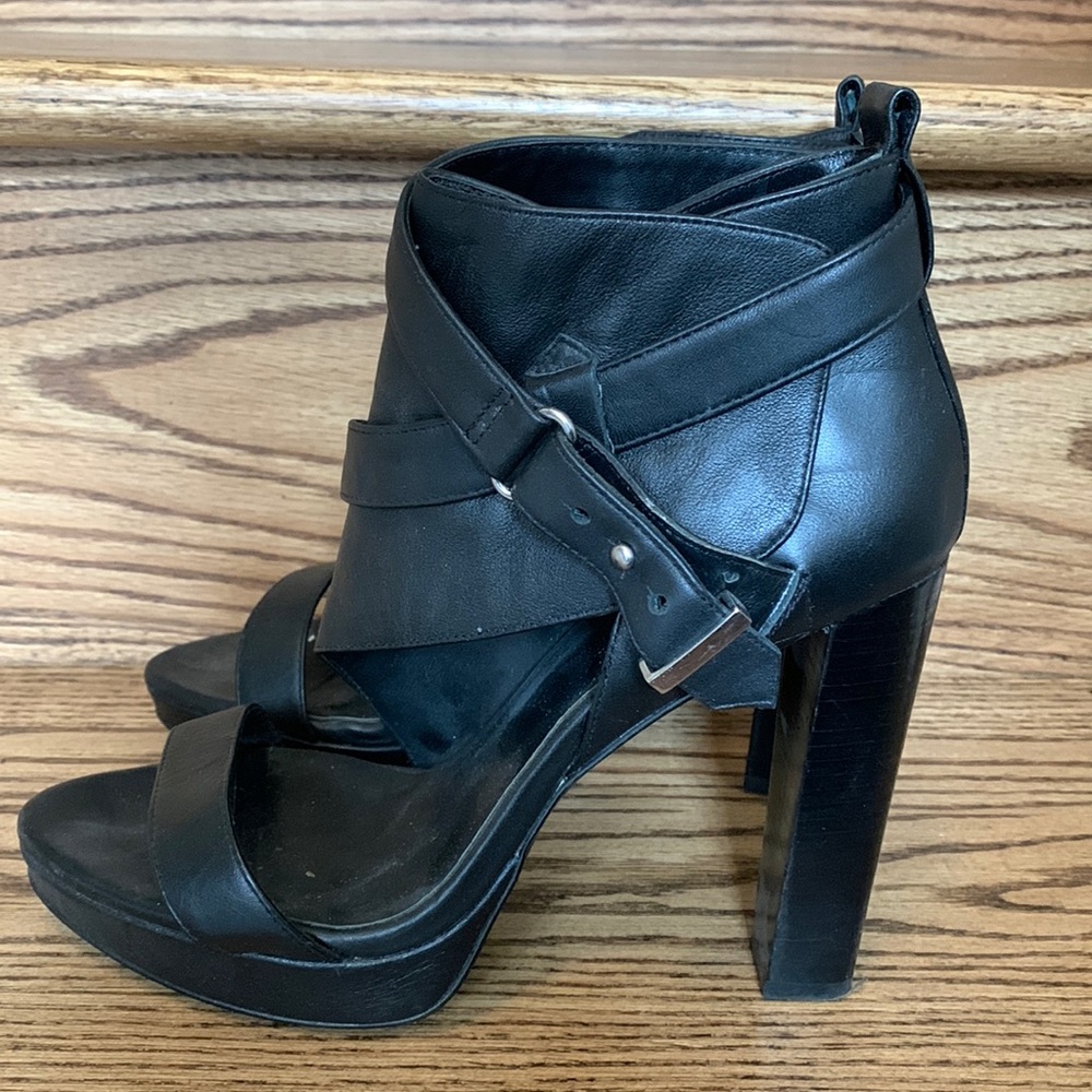 Reiss heels